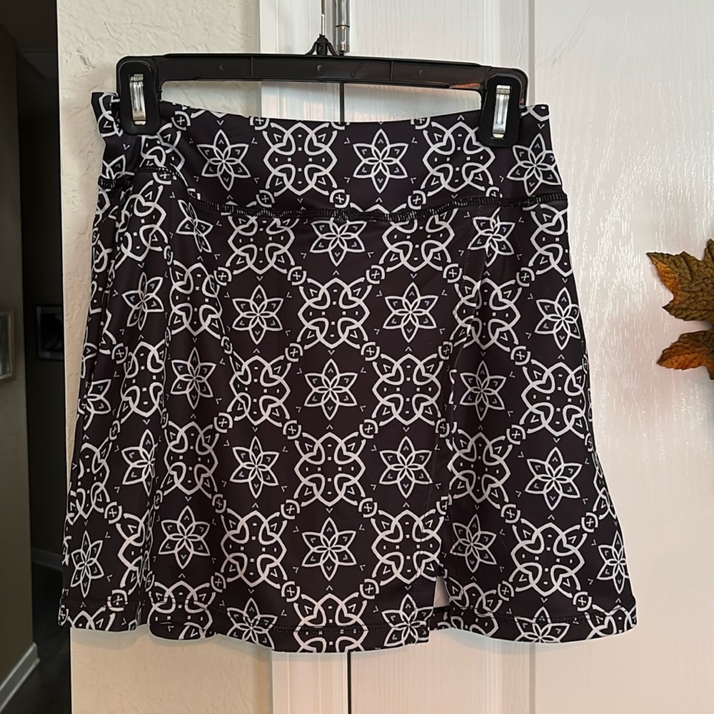 EUC - PICKLEBALL SKORT - WORN ONCE!!
